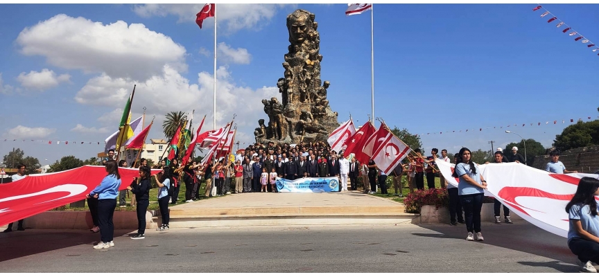 19 Mayıs Atatürk’ü Anma Gençlik ve Spor Bayramı dolayısıyla tüm ilçelerde tören ve etkinlikler gerçekleştirildi