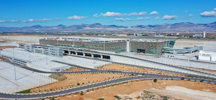 Ercan Havalimanı taşınma amacıyla 20 Temmuz akşamı uçuşlara kapatılacak. Uçuşlar 21 Temmuz sabahı yeni terminal binasından başlayacak