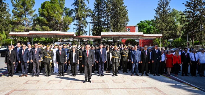 30 Ağustos Zafer Bayramı dolayısıyla Atatürk Anıtı’ndan tören düzenlendi