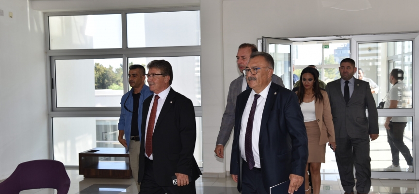 Bakanlar Kurulu özel gündemle Başbakan Üstel’in başkanlığında DAÜ’de toplandı