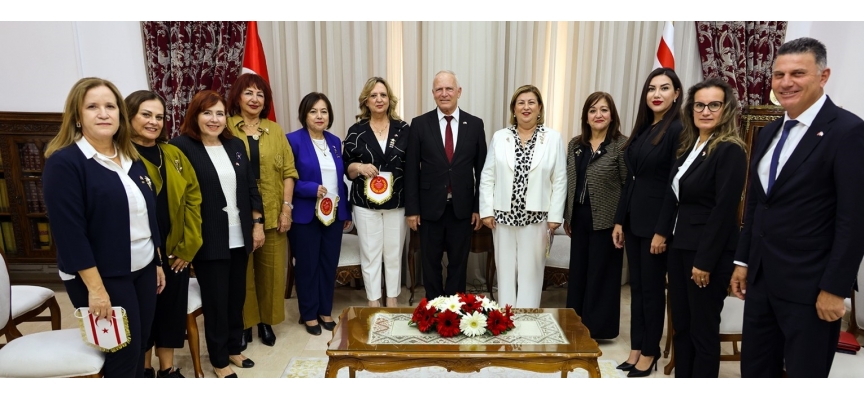 Töre, Girne Inner Wheel Kulübü Yönetim Kurulu heyetini kabul etti