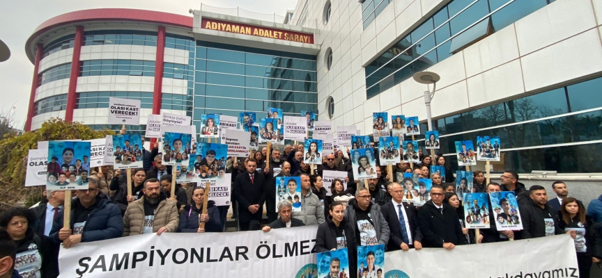 Aileler Adıyaman Adalet Sarayı önünde…..