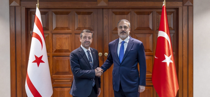 Dışişleri Bakanı Ertuğruloğlu Ankara’da TC Dışişleri Bakanı Fidan ile görüştü
