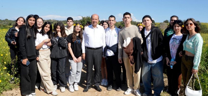 Cumhurbaşkanı Tatar, Girne Bölgesi Okullarının Doğa Yürüyüşüne katıldı