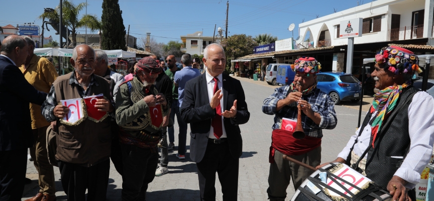 Töre, Karşıyaka Taş Armudu Festivali’ne katıldı