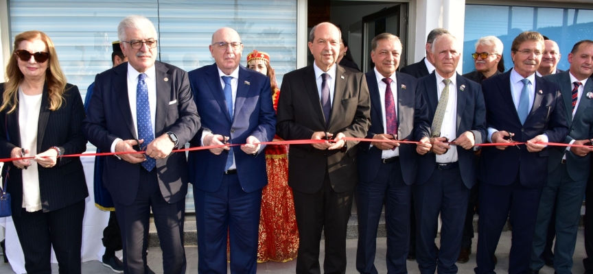 Azerbaycan Uluslararası Kültür Merkezi açıldı..Törende Haydar Aliyev’in büstü ile “Yüreğimizdeki Azerbaycan” fotoğraf sergisinin açılışı da yapıldı