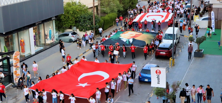 19 Mayıs Atatürk’ü Anma, Gençlik ve Spor Bayramı kapsamında “105. Yıl Korteji” düzenleniyor