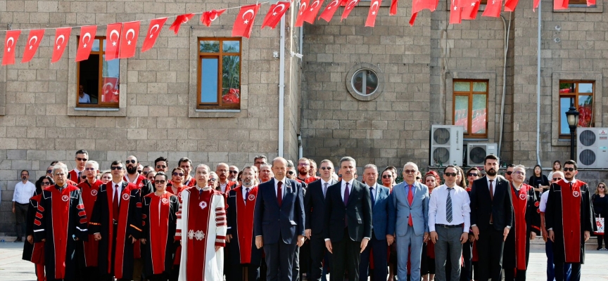 Cumhurbaşkanı Tatar, Süleyman Demirel Üniversitesi mezuniyet törenine katıld