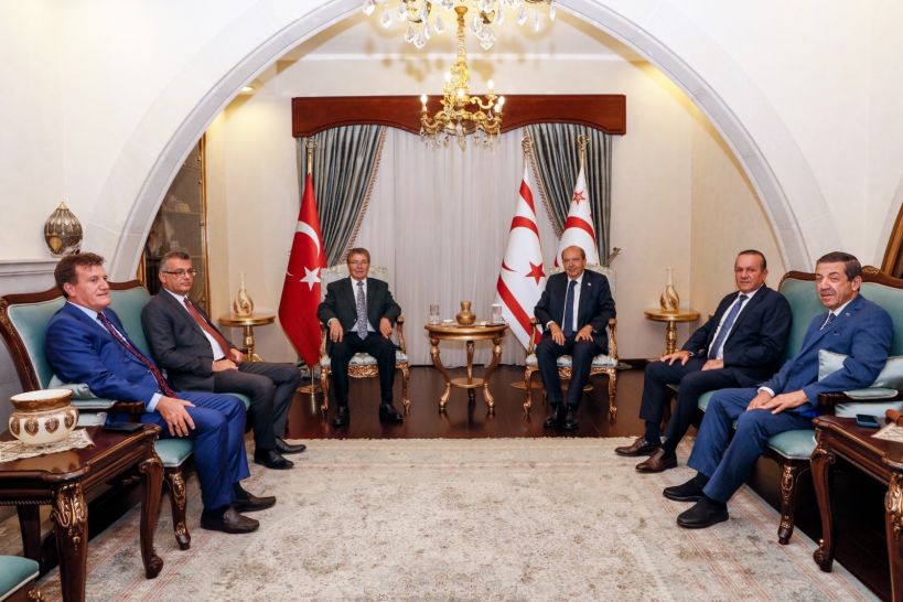 Cumhurbaşkanı Tatar’ın Meclis’te temsil edilen siyasi partilerle görüşmesi sona erdi