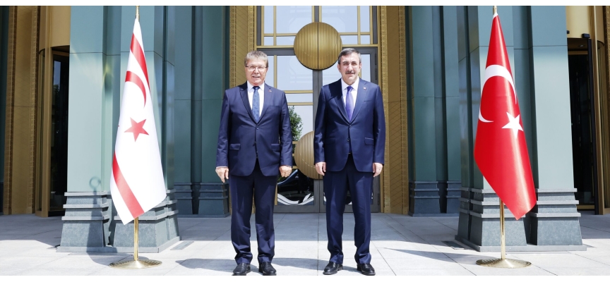Başbakanı Üstel, Ankara’da TC Cumhurbaşkanı Yardımcısı Yılmaz ile görüştü….Üstel, “İktisadi ve Mali İşbirliği Anlaşması”nın en büyük anlaşma olduğunu belirtti