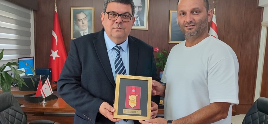 Maliye Bakanı Berova, Atletizm Federasyonu’nu kabul etti: “Buse, ülkemiz gençlerinin önünü açtı”