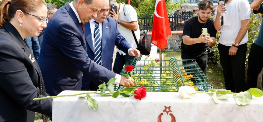 Cumhurbaşkanı Tatar, Bartın Şehitliği’ni ziyaret etti