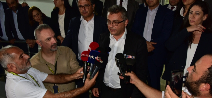 CTP Genel Başkanı Erhürman: “Bu saatten sonra ülkenin tek gündemi erken seçimdir”