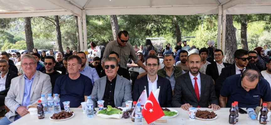 1.Adana Kebabı ve Şalgam Festivali yapıldı