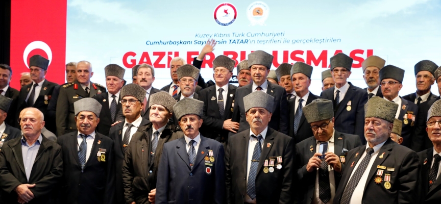 Cumhurbaşkanı Tatar, Samsun’da Kıbrıs gazileriyle bir araya geldi:”Kuzey Kıbrıs Türk Cumhuriyeti bağımsız bir devlettir, özgür bir devlettir, Kıbrıs Türk halkı kendi hürriyetiyle geleceğe yürümektedir”