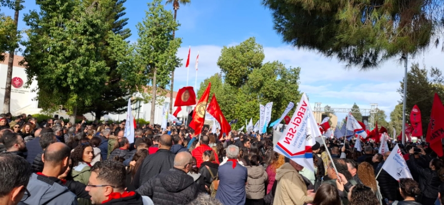 33 Sendika Meclis önünde eylem yaptı, genel greve gidildi