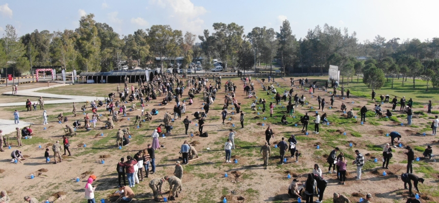 “El ele yeşil bir geleceğe” sloganıyla ağaçlandırma bayramı düzenlendi