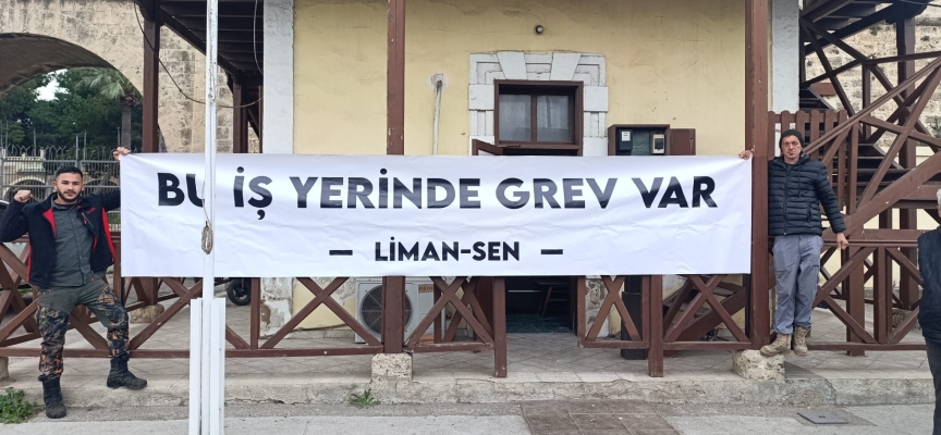 Liman-Sen Gazimağusa Limanı’nda tam gün uyarı grevi yapıyor