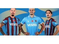 Trabzonspor'un yeni sezon formaları satışa sunuldu