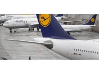 Lufthansa personel eksikliği nedeniyle 2 bin uçuşu iptal etti