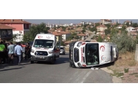 Kırıkkale'de ambulans ile otomobil çarpıştı: 4 yaralı