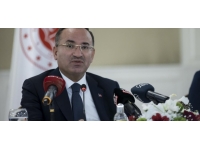 Bakan Bozdağ: Türkiye demokratik yürüyüşüne kararlılıkla devam edecektir