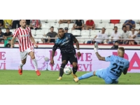 Adana Demirspor farklı kazandı