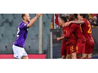 İtalya Kupası'nda Fiorentina ve Roma çeyrek finale kaldı