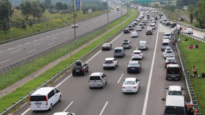 Bayram trafiği başladı mı? Yollarda son durum ne?