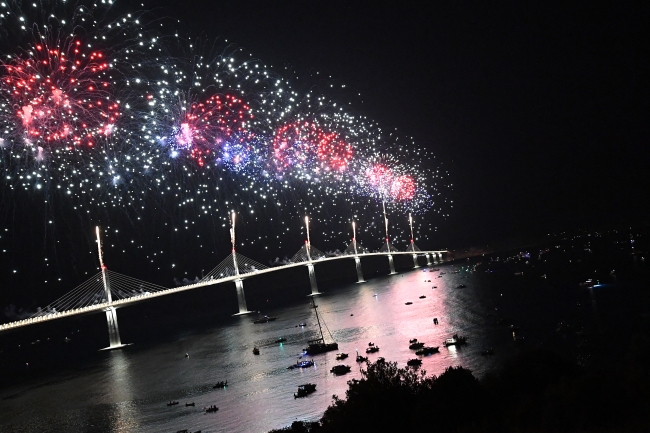 Hırvatistan Bosna Hersek'in karşı çıktığı köprüyü AB'nin desteğiyle açtı