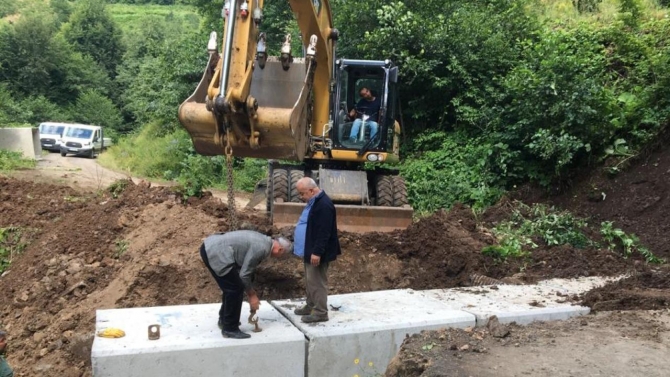 Ordu'da yağışın yol açtığı hasarın giderilmesi için çalışmalar sürüyor