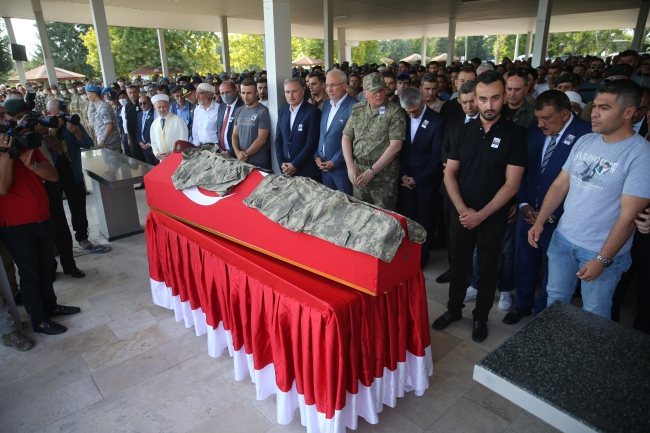 Şehit Uzman Çavuş Halil Koç son yolculuğuna uğurlandı