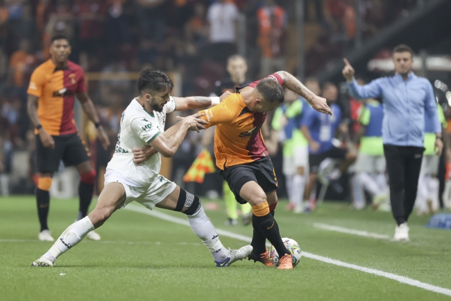 Galatasaray'a evinde soğuk duş