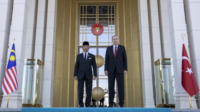 Cumhurbaşkanı Erdoğan, Malezya Kralı Sultan Abdullah Şah'ı resmi törenle karşıladı