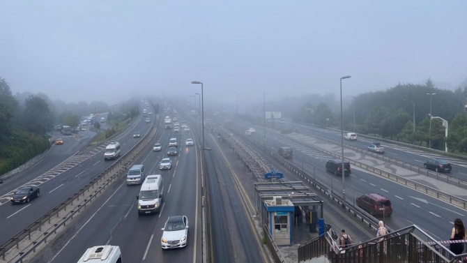 İstanbul'da sabah saatlerinde sis etkili oldu