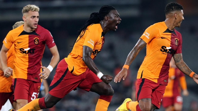 Galatasaray yine son dakikalarda sevindi