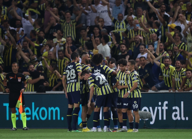 Fenerbahçe hedefe giden yolda sinyalleri vermeye başladı