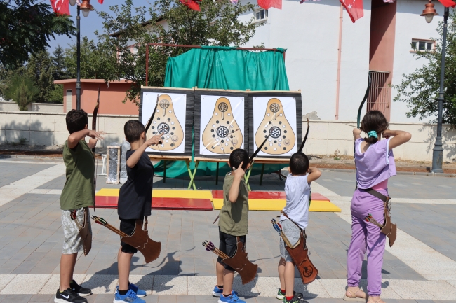 Kilis'te Mercidabık Zaferi ve Fırat Kalkanı Harekatı için tören düzenlendi