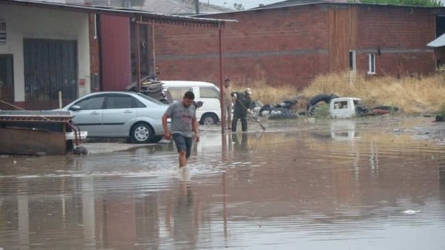 Çanakkale'de hamile ve engelli personele "sağanak" izni