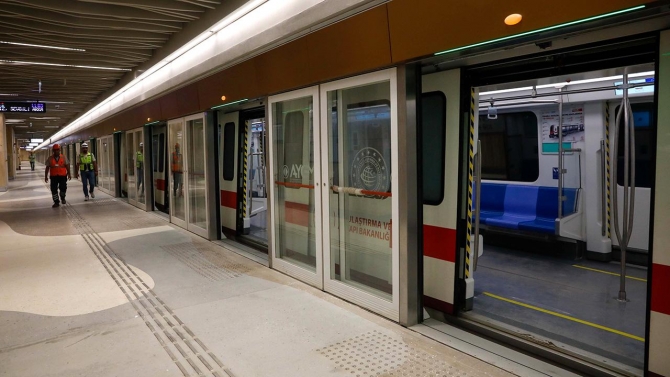 İstanbullular bir metro hattına daha kavuşuyor