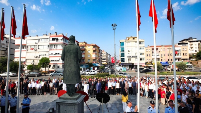 İzmir’in ilçelerinde 30 Ağustos coşkusu