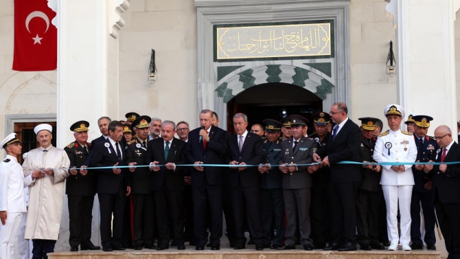 Cumhurbaşkanı Erdoğan, Deniz Harp Okulu Camisi'nin açılışını yaptı