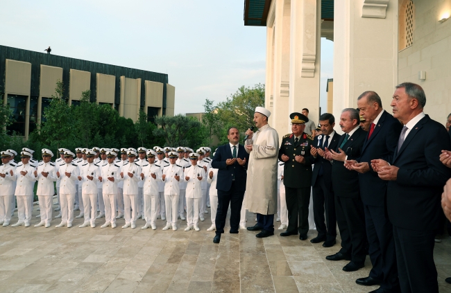 Cumhurbaşkanı Erdoğan, Deniz Harp Okulu Camisi'nin açılışını yaptı