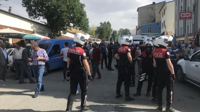 Erzurum'da iki grup arasında sopalı kavga