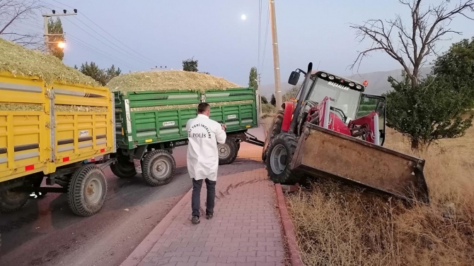 Konya'da traktör ile elektrikli bisiklet çarpıştı: 1 ölü