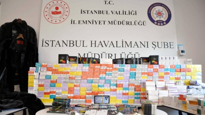 İstanbul Havalimanı'nda 26 milyon liralık kaçak malzeme ele geçirildi