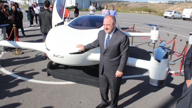 'Airtaxi' 23 Nisan'da boğazı uçarak geçecek