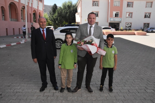 Bitlis'te İlköğretim Haftası kutlandı