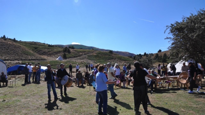 Tunceli yaylarında artık davul zurna sesi yükseliyor