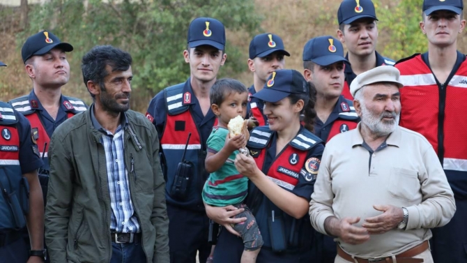 Bayburt'ta kaybolan 3 yaşındaki çocuk 6 saat sonra bulundu